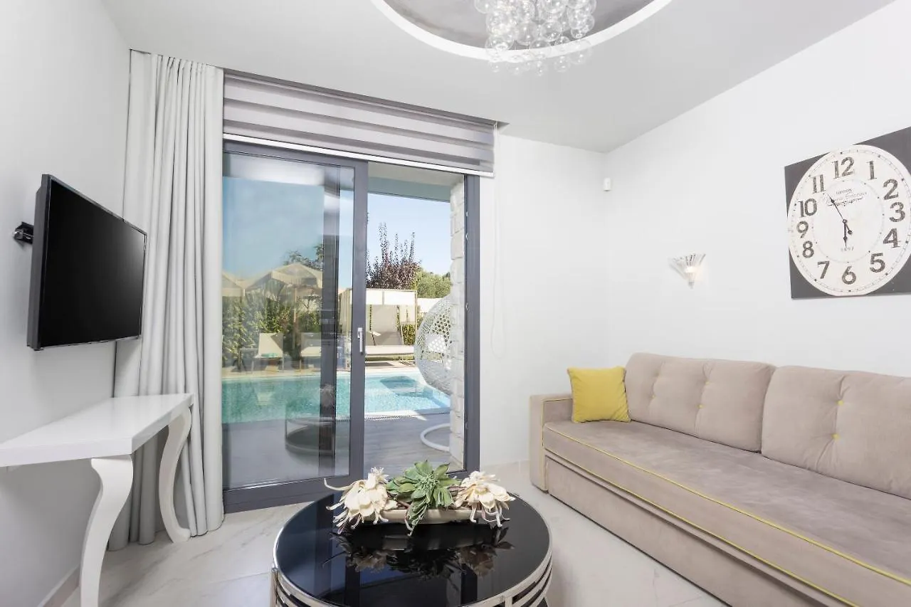 White Pearl Villa Pefkochori